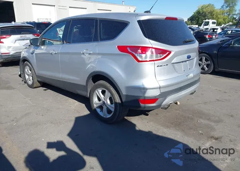 2015 Ford Escape Se z USA, uszkodzony, nr VIN 1FMCU0G94FUC89810